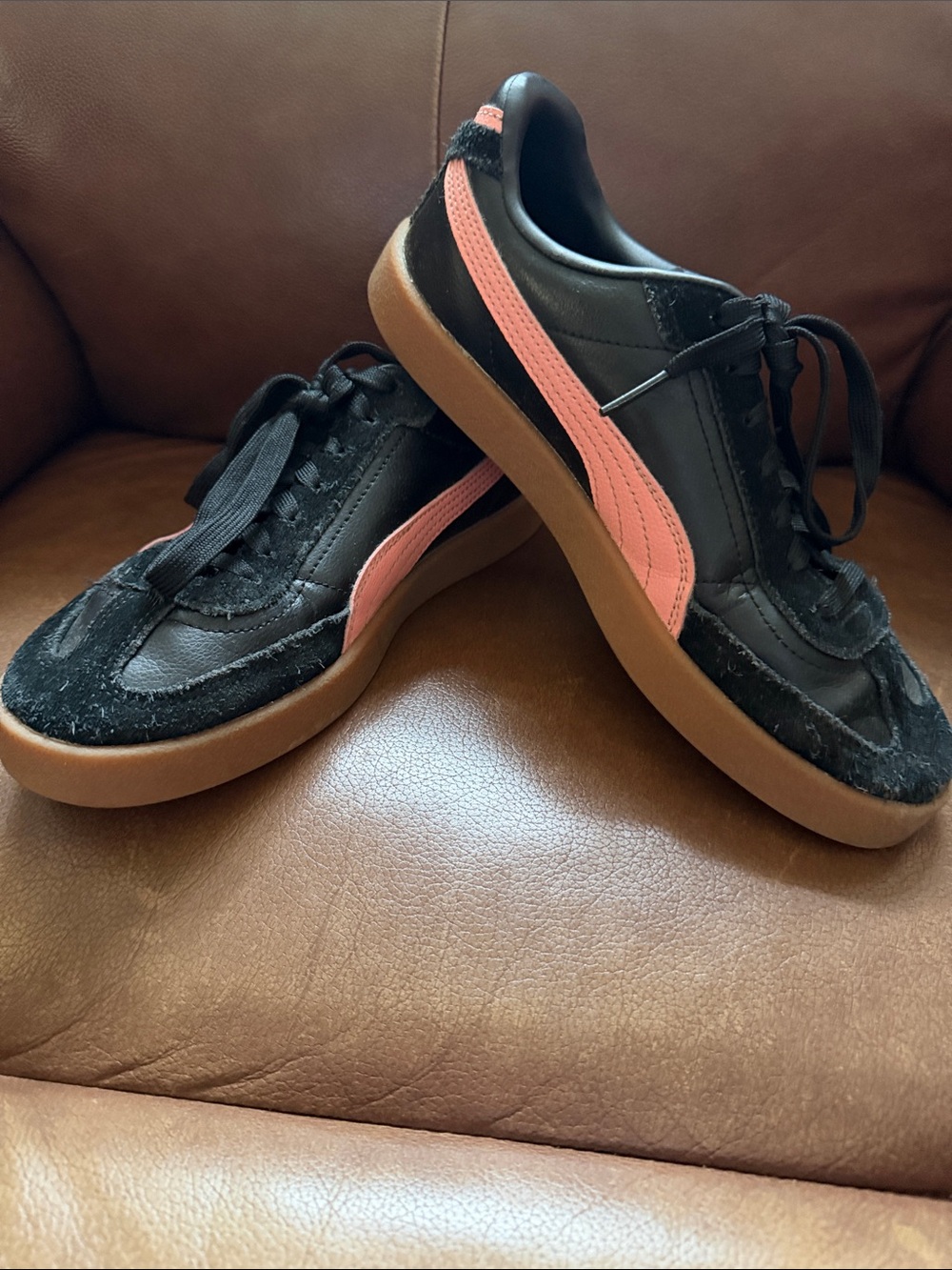 Puma Black Sneakers with Pink Formstripe and Gum Outsole